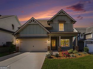 105 Red Oak Ct, Carrollton, GA 30116