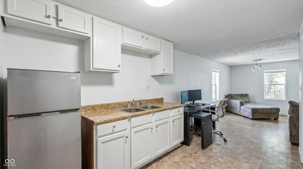 1504 Martin St, Indianapolis, IN - View 6