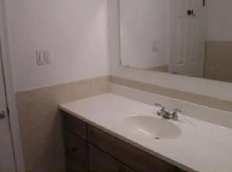 777 Bloomfield Ave — Photo 9