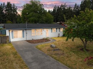 2312 Oak Dr, Steilacoom, WA