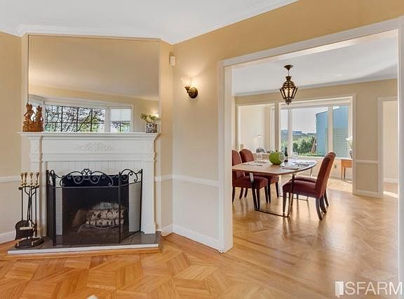 4th image of 229 Stanyan St