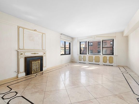 2nd image of 165 E 72nd St APT 8G