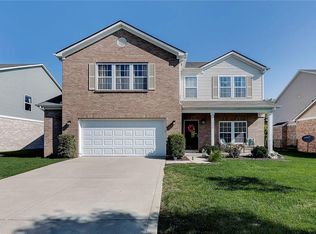 11926 Geyser Ct, Fishers, IN 46038