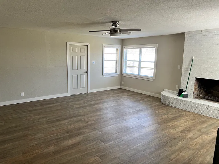 2312 Bonnie Brae Ave — Photo 7