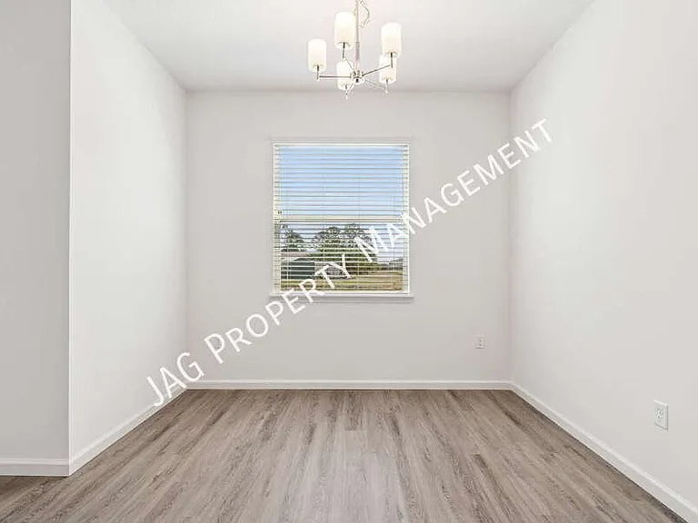 2613 Hagoplan Ave SW — Photo 6