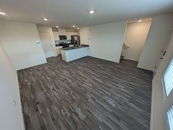 3rd image of 4935 Olive Mesa Ave