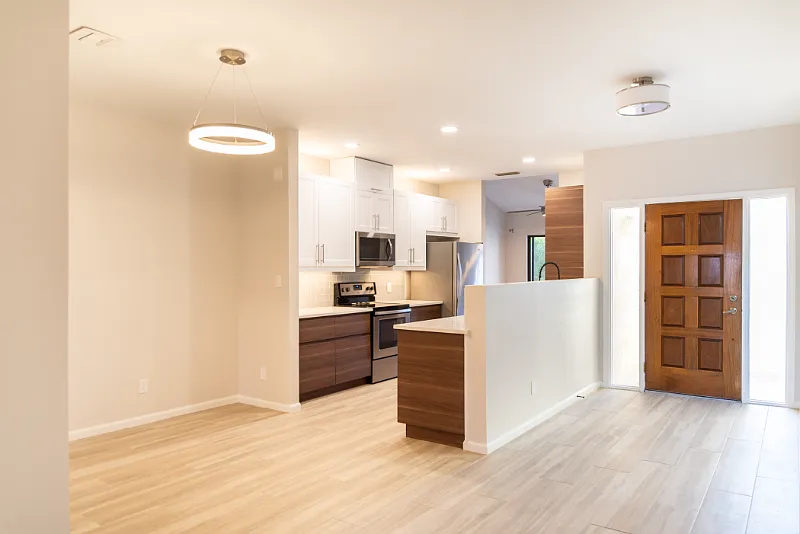 2 bed, 1638 sqft, $2,950 — Photo 3