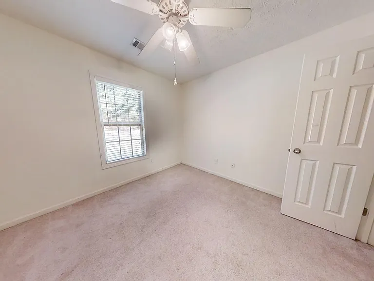 2108 Dutch Ct — Photo 12