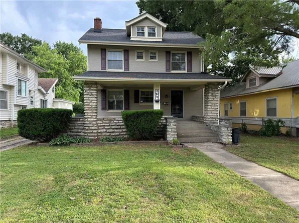 305 E Main St, Richmond, MO 64085