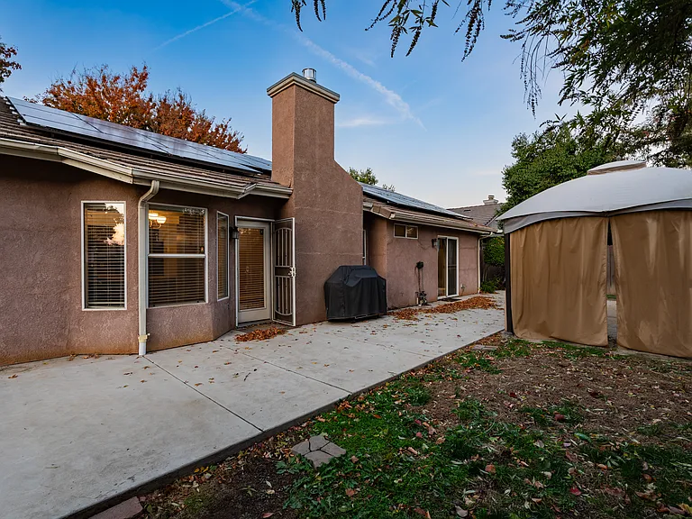 2834 Mitchell Ave — Photo 19