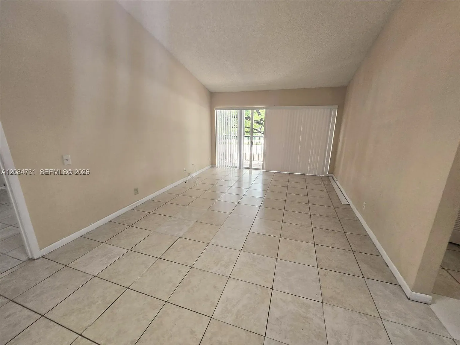 Edgewater Condo — Photo 3