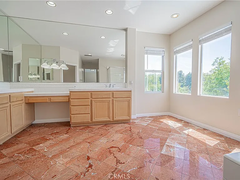 25910 Tennyson Ln — Photo 35