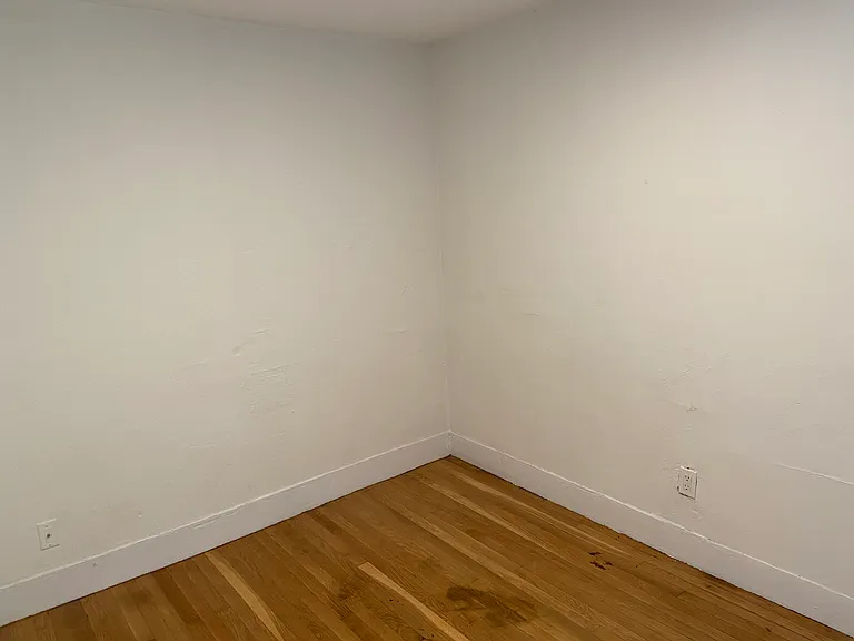 38 Newton St #2 — Photo 14