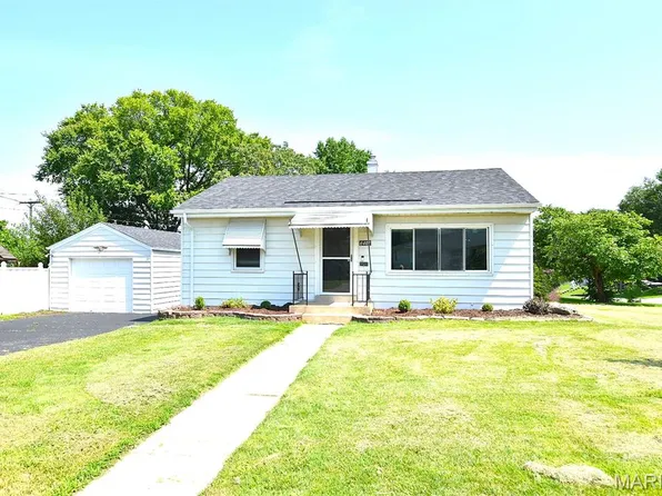 6401 Clifton Hills Dr, Saint Louis, MO 63139