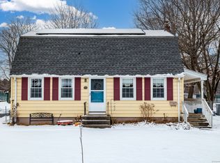 155 Tomlinson Ave, Plainville, CT 06062