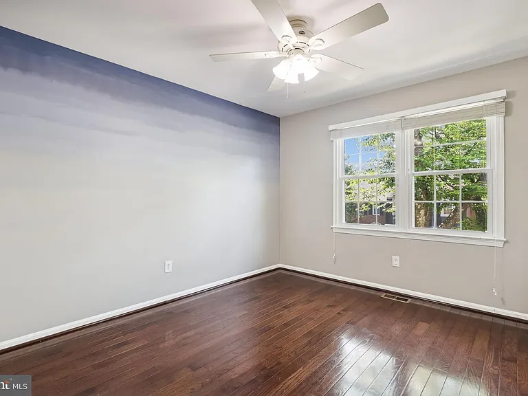 10150 Village Knolls Ct — Photo 17