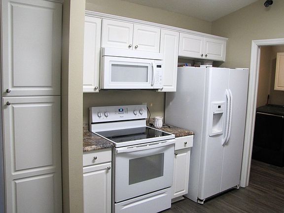 4th image of 1291 SE 66th Ave