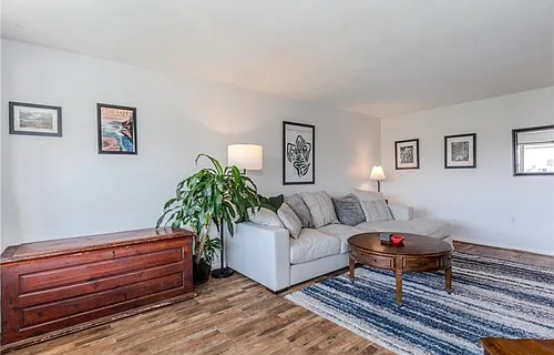 45 Bullocks Point Ave #7C Photo 1