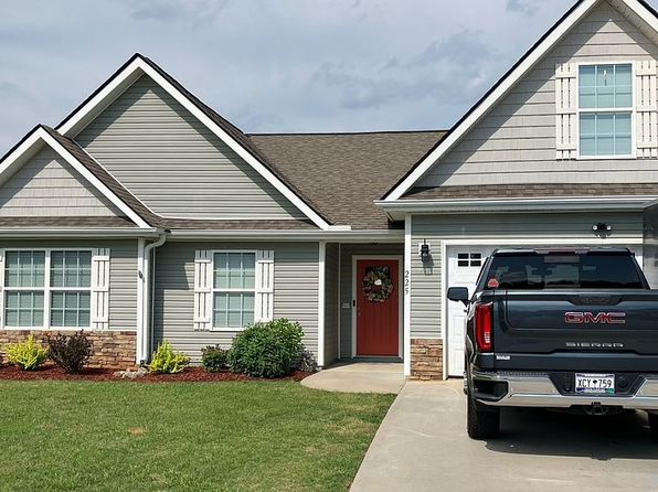 225 Catterick Way