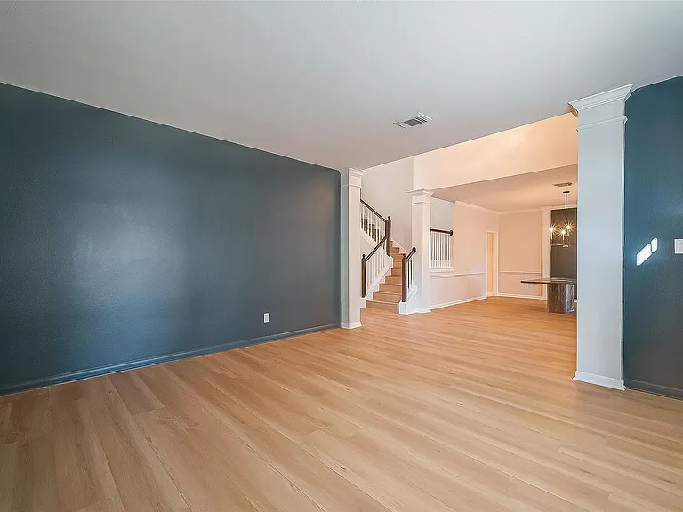 11210 Hundred Bridge Ln — Photo 5
