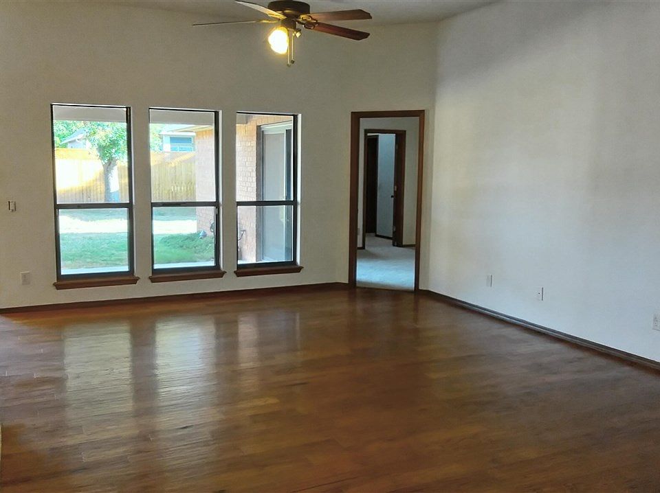 3109 NE Colonial Dr, Lawton, OK 73507 Zillow