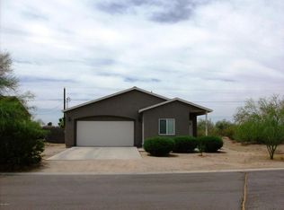 451 Reizen Dr, Morristown, AZ 85342