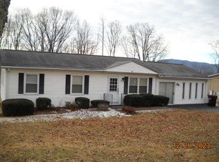 941 Martin McNeil Rd, Salem, VA 24153