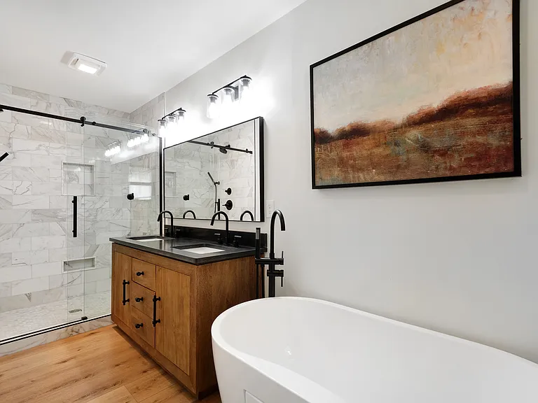 135 Nancy Point — Photo 22