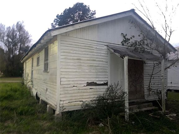 4th image of 4799 Stearns St