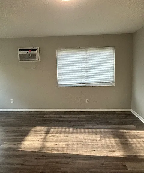 1623 Portage Ave #2 — Photo 14