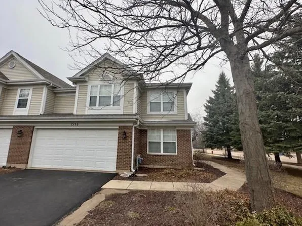 2746 Borkshire Ln, Aurora, IL 60502