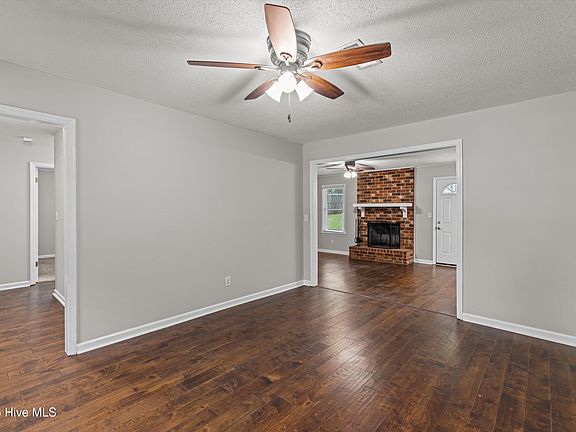 2nd image of 4345 Roswell Drive