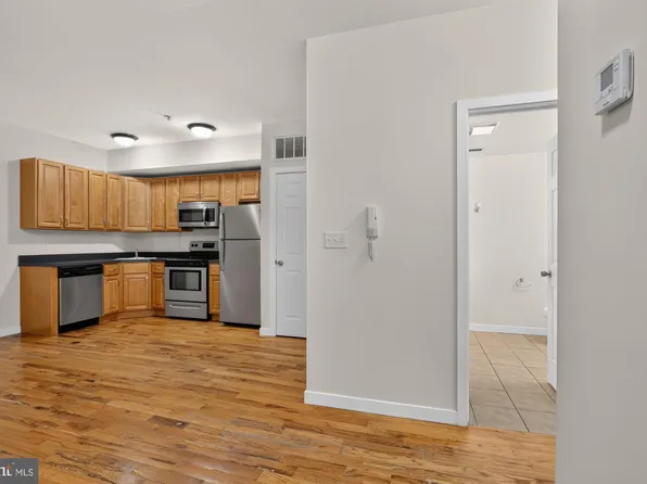 4011 Baring St, Philadelphia, PA