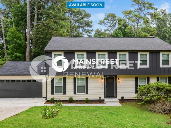 234 Pinehurst Ln