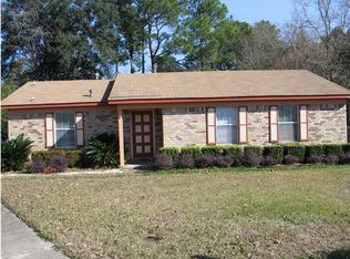 1071 Hillside Ct, Mobile, AL 36695