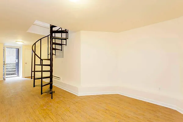 Rented by Town Residential | media 19