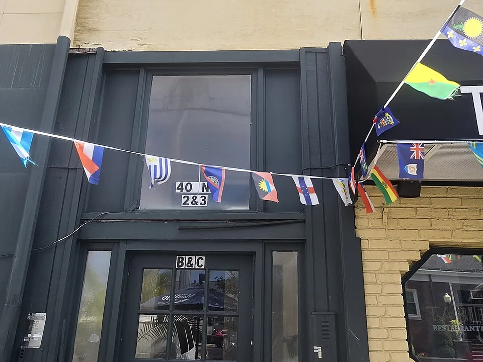 40-42 N Sussex St #1