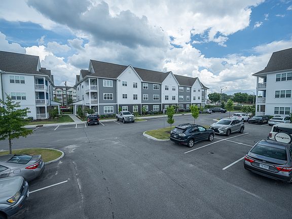 2nd image of 1744 Vankar Dr