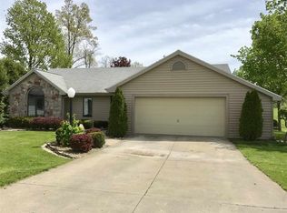 18224 Hand Rd, Huntertown, IN 46748