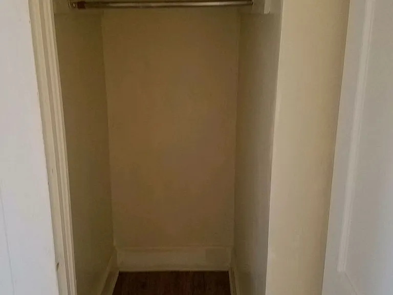 317 Sortwell St — Photo 2