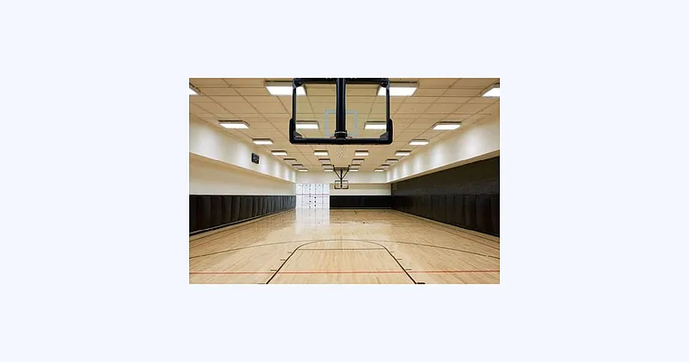 Rented by BLU Real Estate | media 23