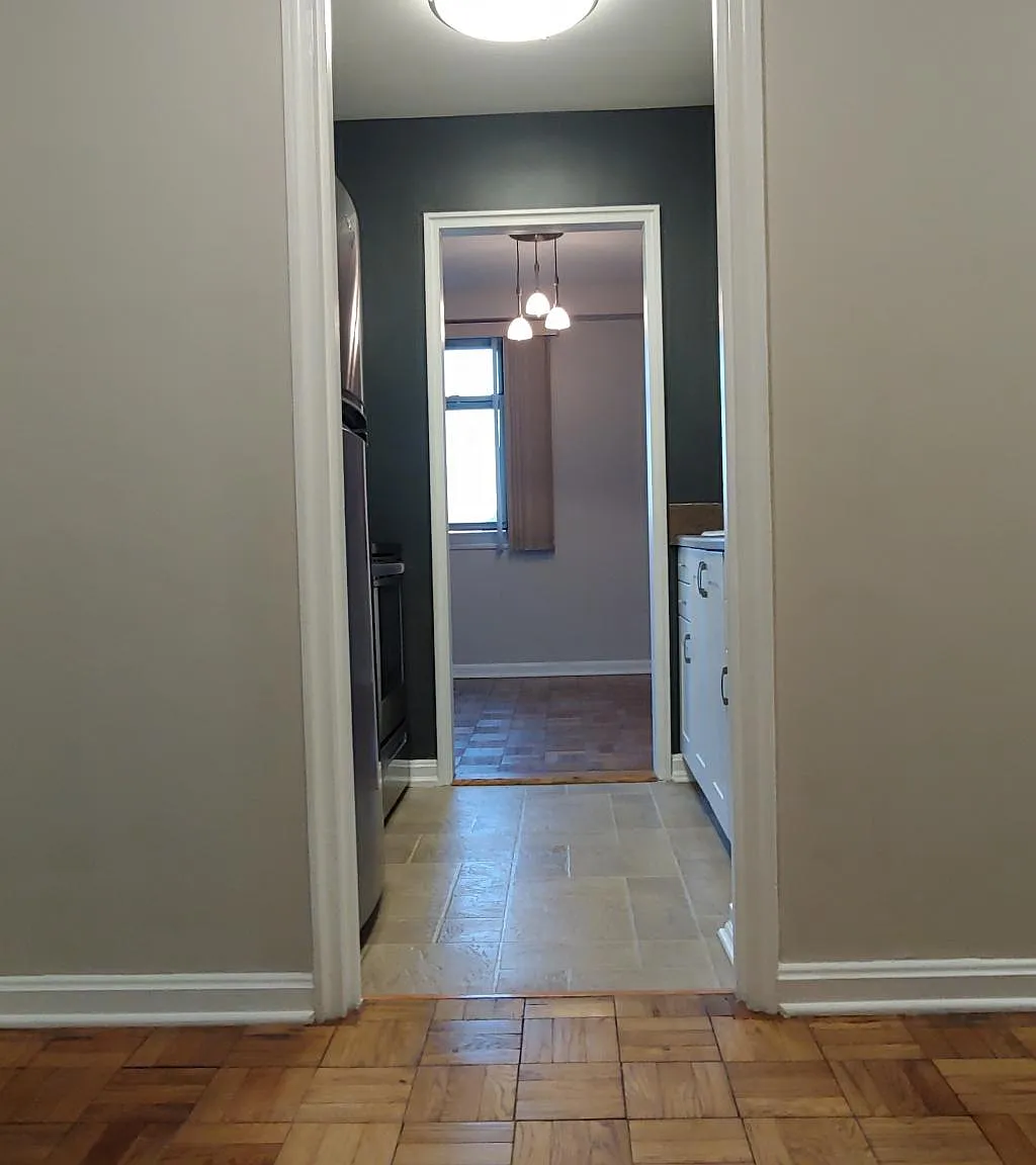 11820 Edgewater Dr — Photo 4