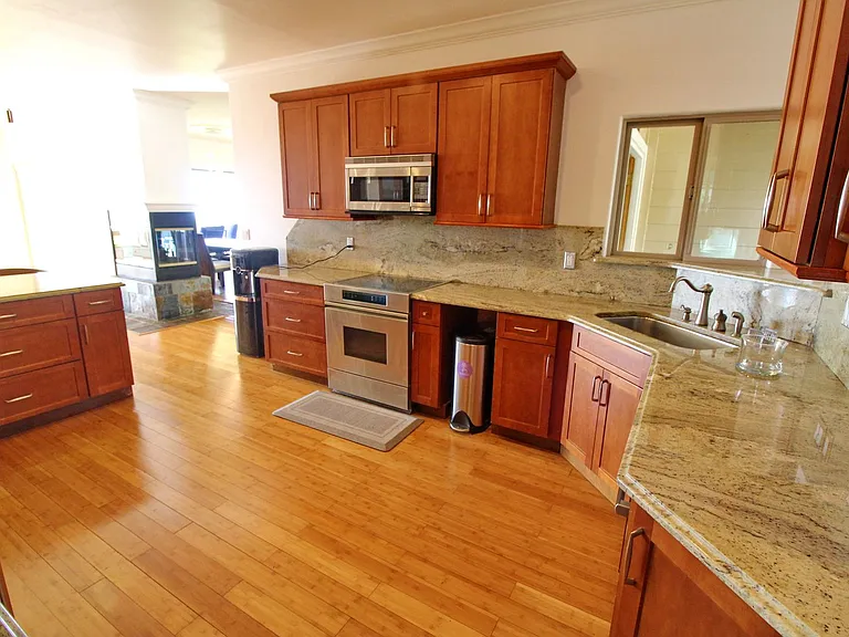 110 Cooke Rd — Photo 24