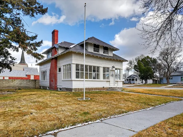 275 Polk St, American Falls, ID 83211