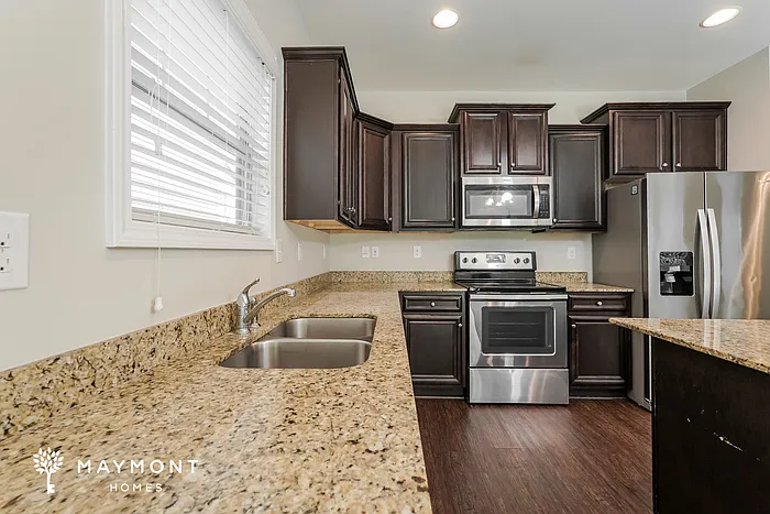 261 Claudia Dr — Photo 7