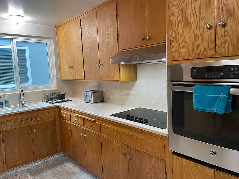 519 Hamilton St — Photo 12
