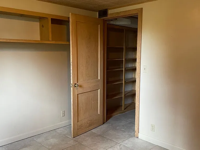 9202 Pacific St — Photo 14