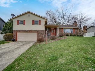 701 Weybridge Dr, Springfield, OH 45503