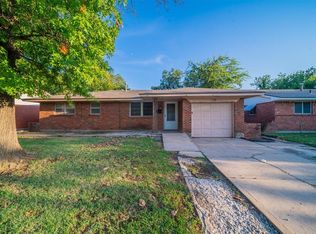740 SW 3rd St, Moore, OK 73160