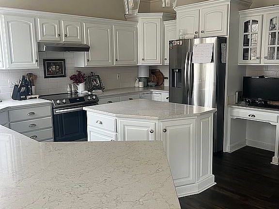 3rd image of 4399 Cherry Blossom Ct